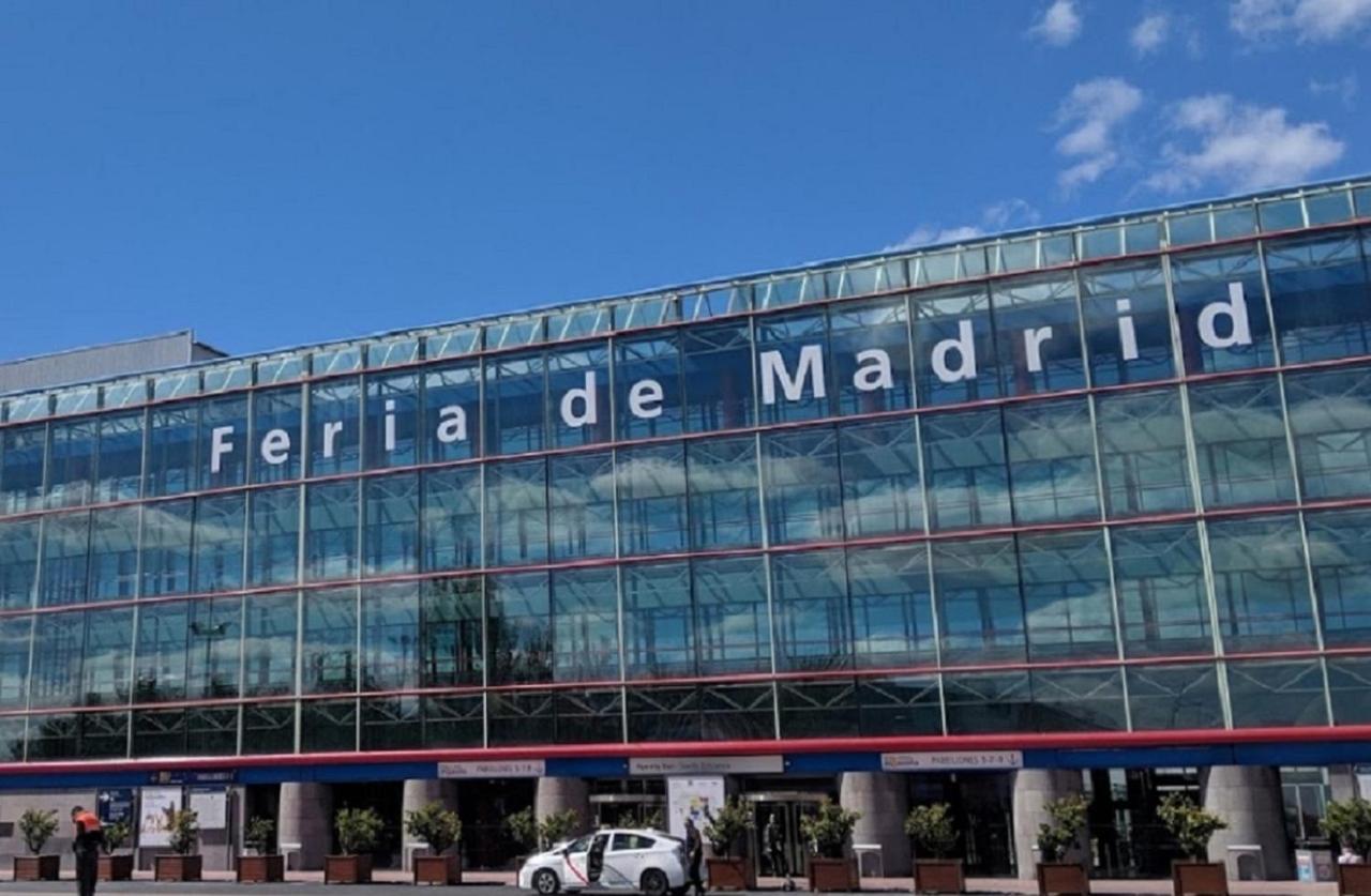 Apartamentos Torr Av America - Lopez De Hoyos - Chamartin Madrid Eksteriør billede