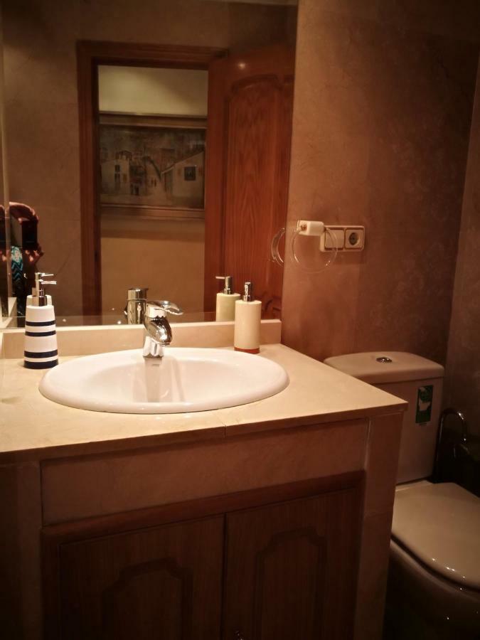 Apartamentos Torr Av America - Lopez De Hoyos - Chamartin Madrid Eksteriør billede