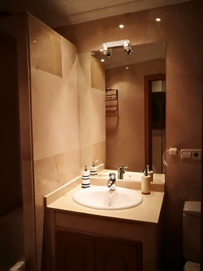 Apartamentos Torr Av America - Lopez De Hoyos - Chamartin Madrid Eksteriør billede