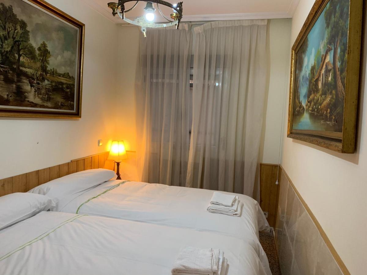 Apartamentos Torr Av America - Lopez De Hoyos - Chamartin Madrid Eksteriør billede