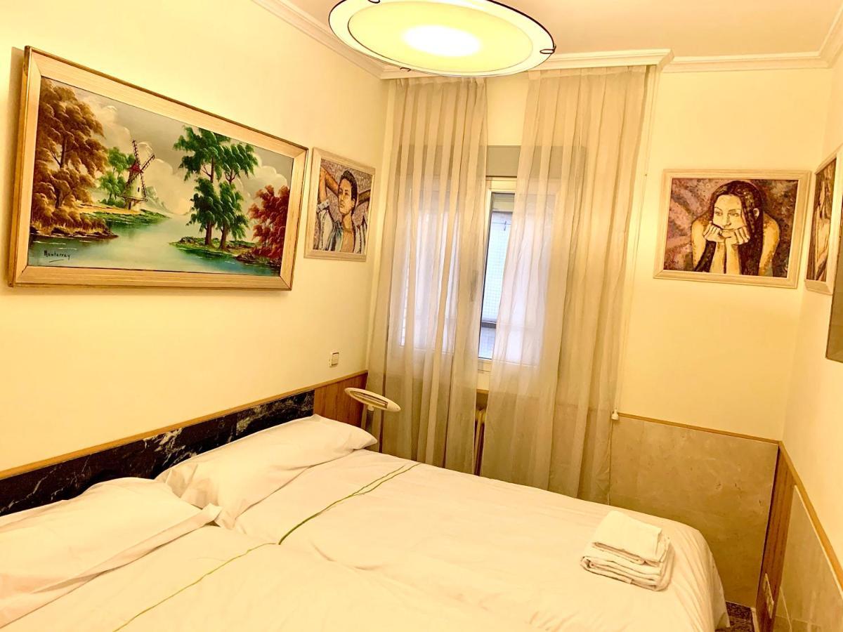 Apartamentos Torr Av America - Lopez De Hoyos - Chamartin Madrid Eksteriør billede